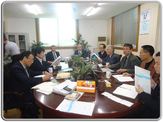 日本三菱公司一行9人蒞臨溫州鎮(zhèn)田機(jī)械指導(dǎo)工作(圖1)