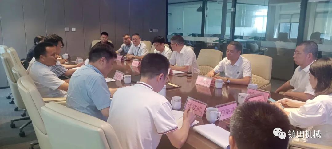 溫州市政協(xié)副主席鄭建忠來我司調(diào)研智能裝備制造產(chǎn)業(yè)發(fā)展工作(圖2)